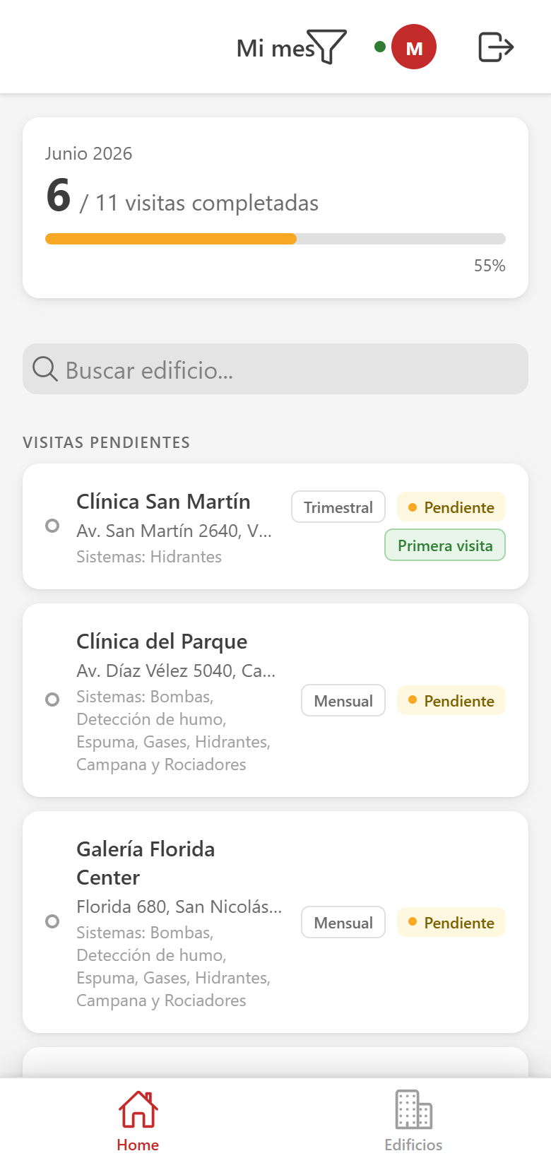 La app de Hydra en el celular de un técnico